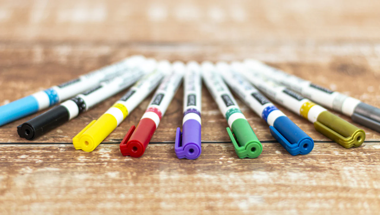 Glass Paint Marker Sets - Image 4